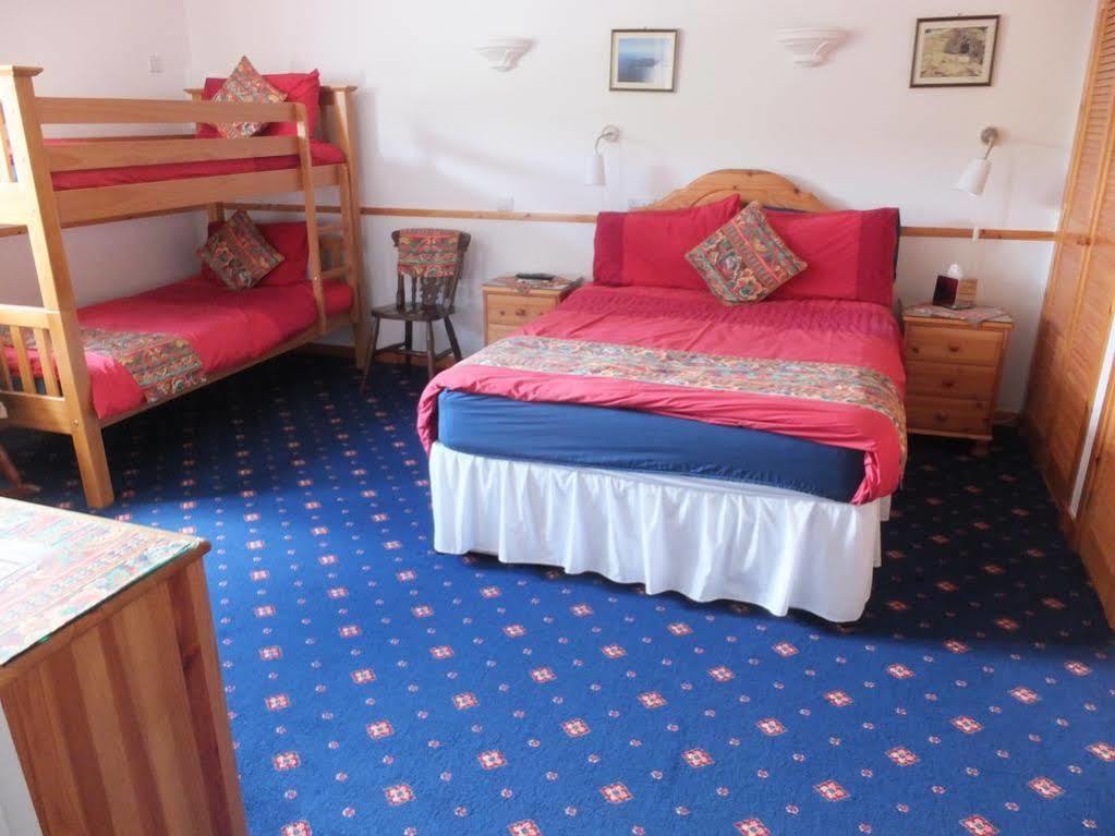 Houton Bay Lodge Orphir  Екстериор снимка