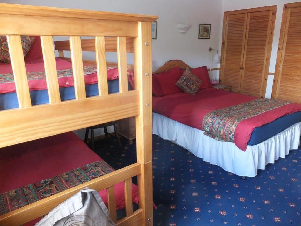 Houton Bay Lodge Orphir  Екстериор снимка
